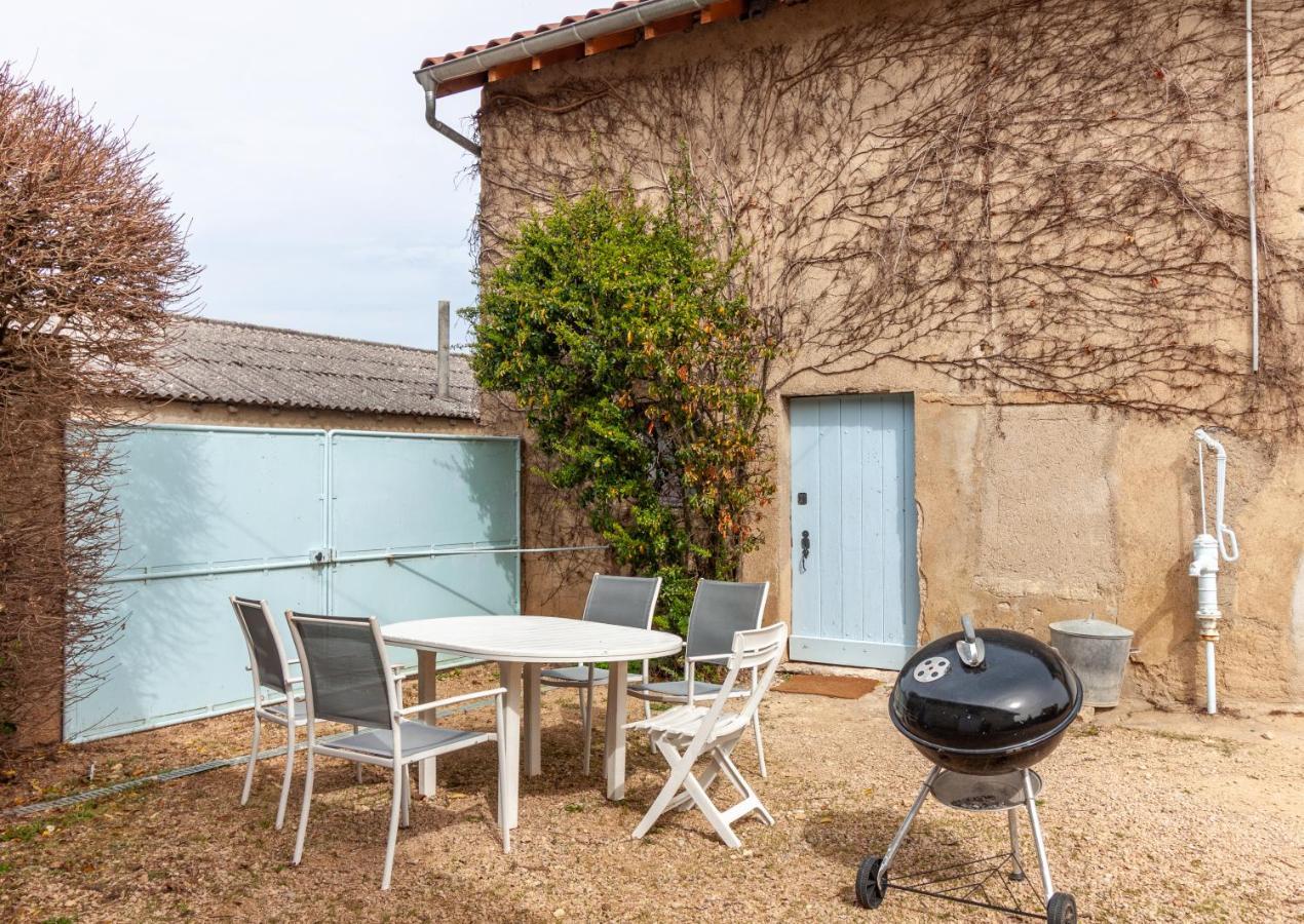 La Grange De Johanni Davaye Exteriér fotografie